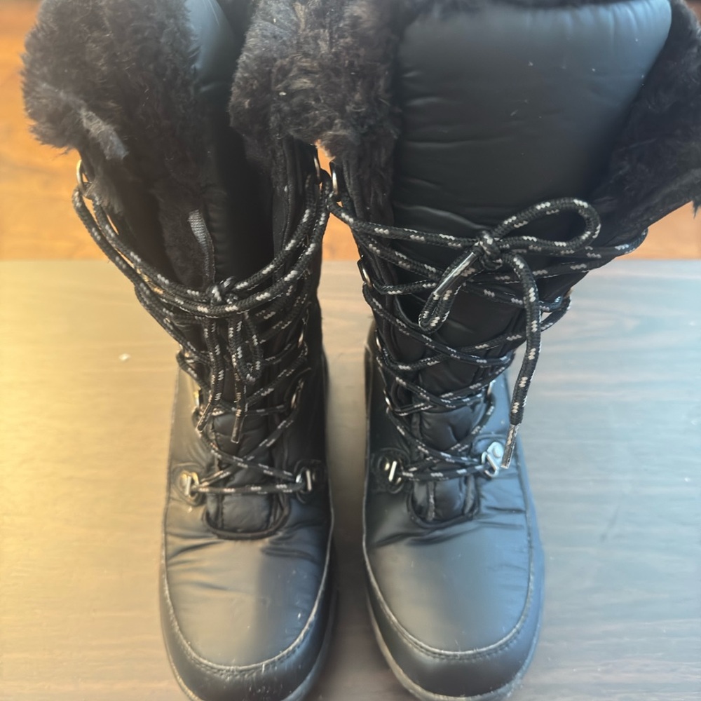Women's Black Winter Boots